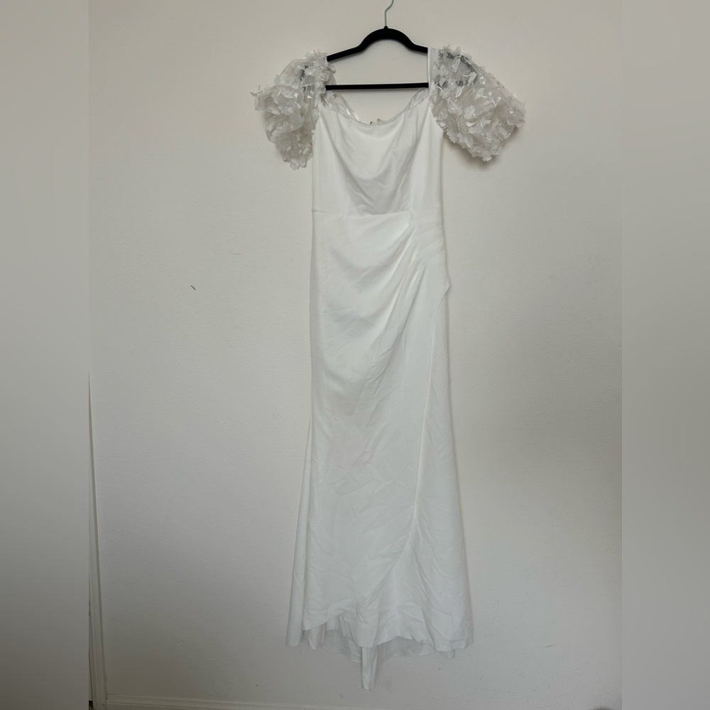 Women white dress size 6 wedding prom party Used